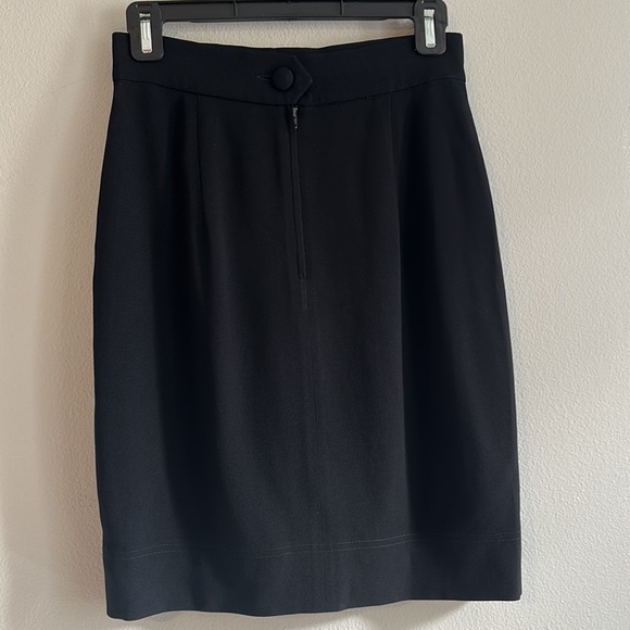 Cheap and Chic by Moschino Classic Black Pencil Skirt - Made in Italy - Picture 6 of 10